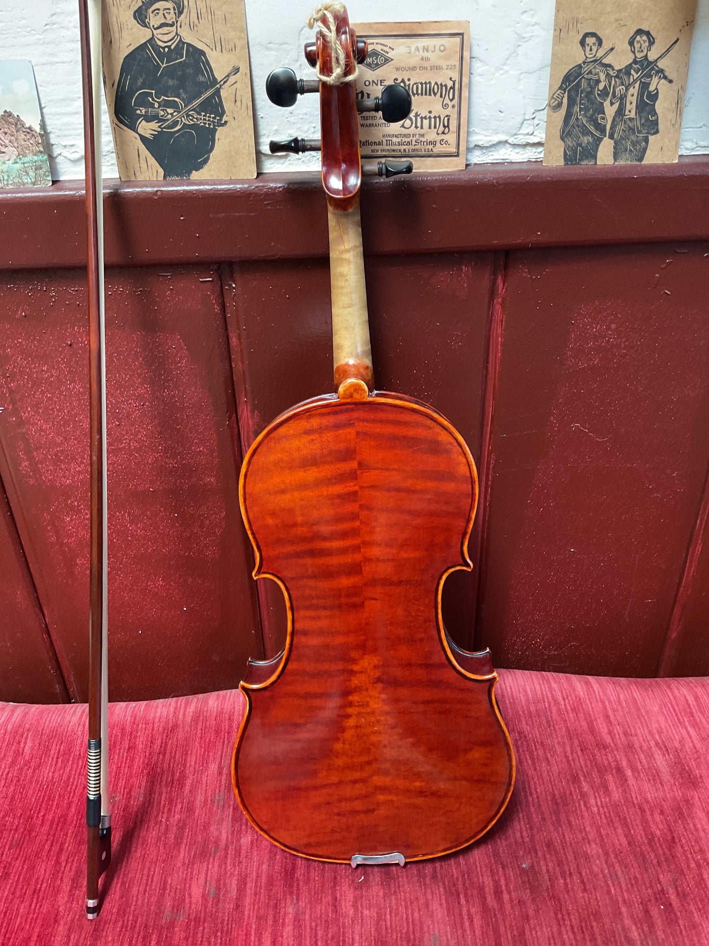 Kreisler 15.75" Viola (2006) Outfit