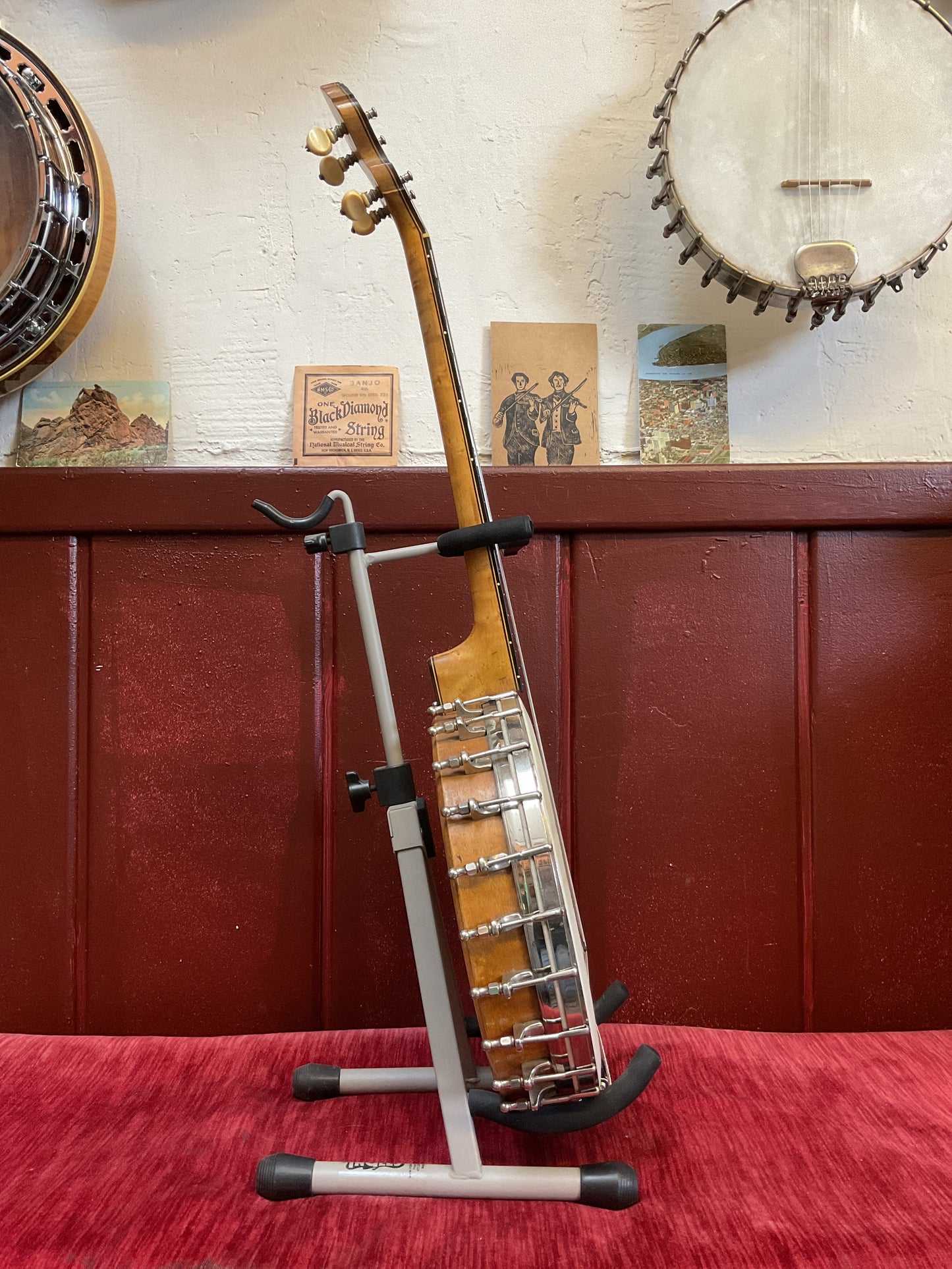 Orpheum #1 Tenor Banjo (1910s) with Case