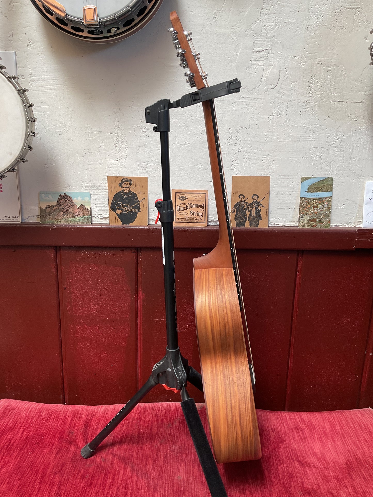 Sheeran by Lowden W03 Mini Parlor Acoustic-Electric Guitar