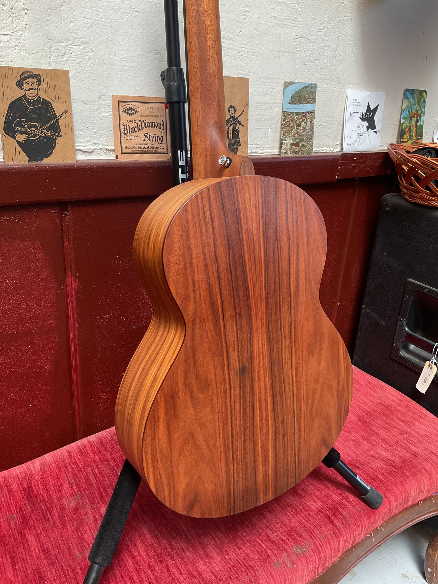Sheeran by Lowden W03 Mini Parlor Acoustic-Electric Guitar