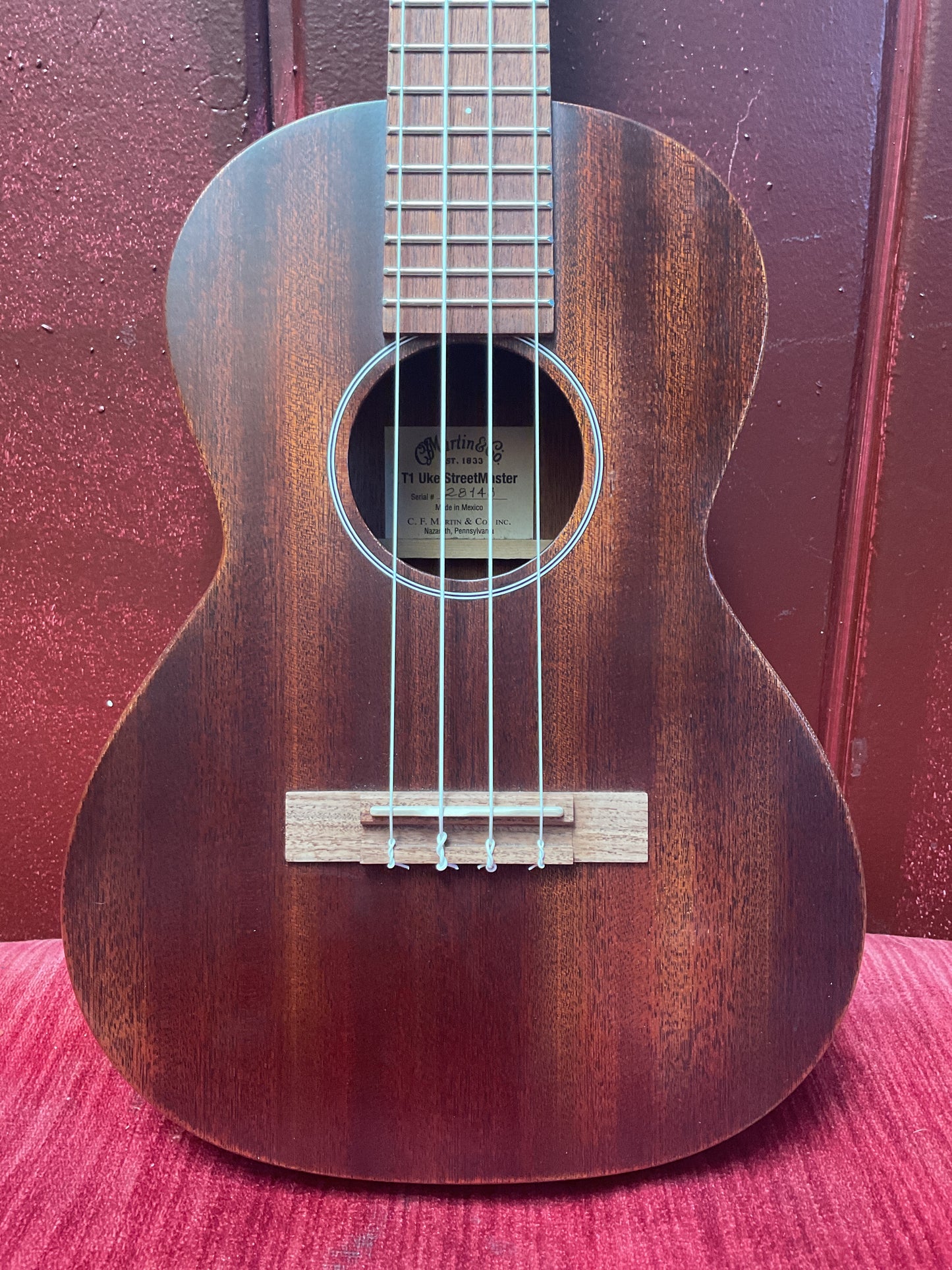 Martin T1 StreetMaster Tenor Ukulele with Bag