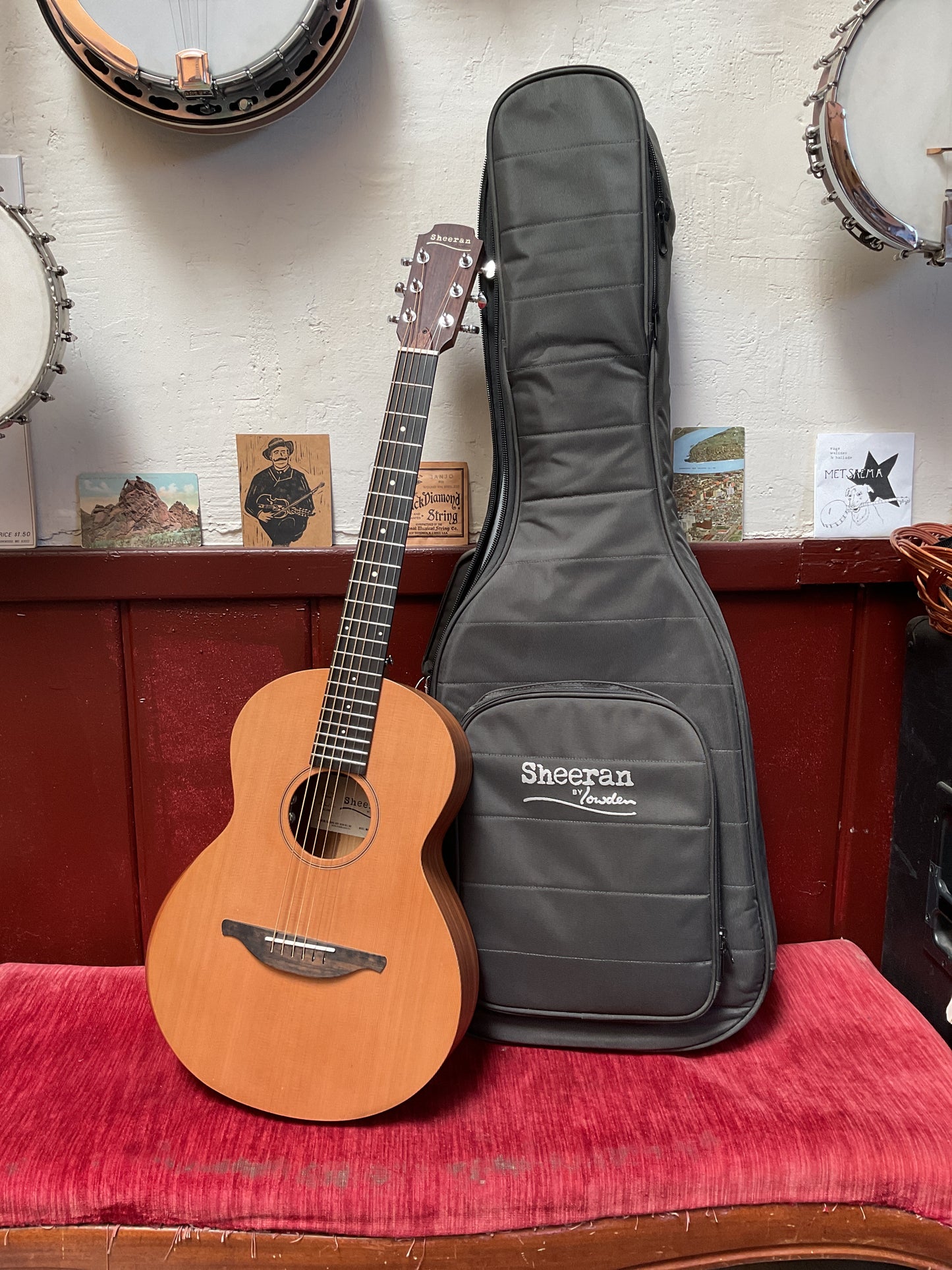 Sheeran by Lowden W03 Mini Parlor Acoustic-Electric Guitar