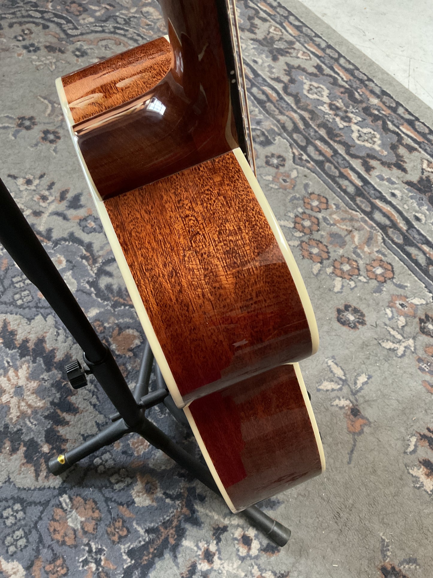 Guild M140 Acoustic Guitar with Guild Premium Gig Bag