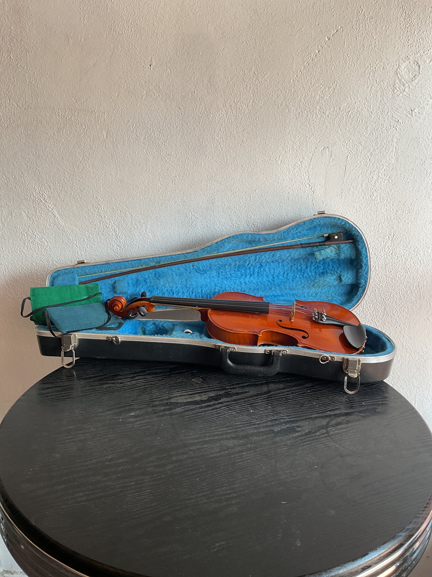 A. R. Seidel Violin Outfit (1992), 4/4 Size