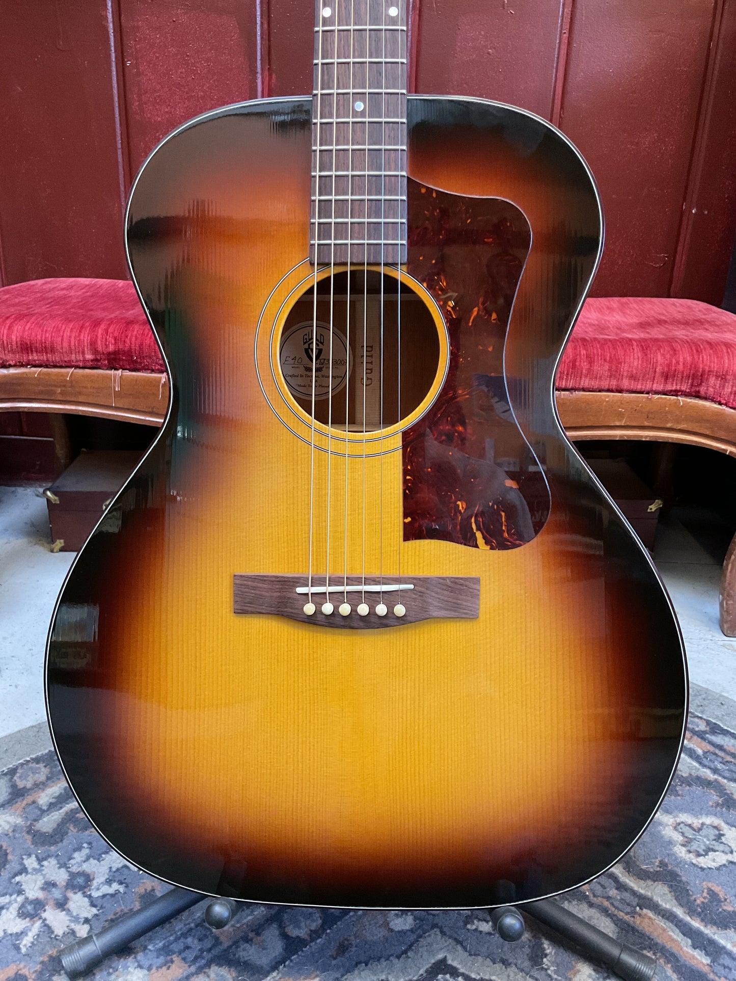 Guild F-40 Sunburst Acoustic Guitar (2006) with Case