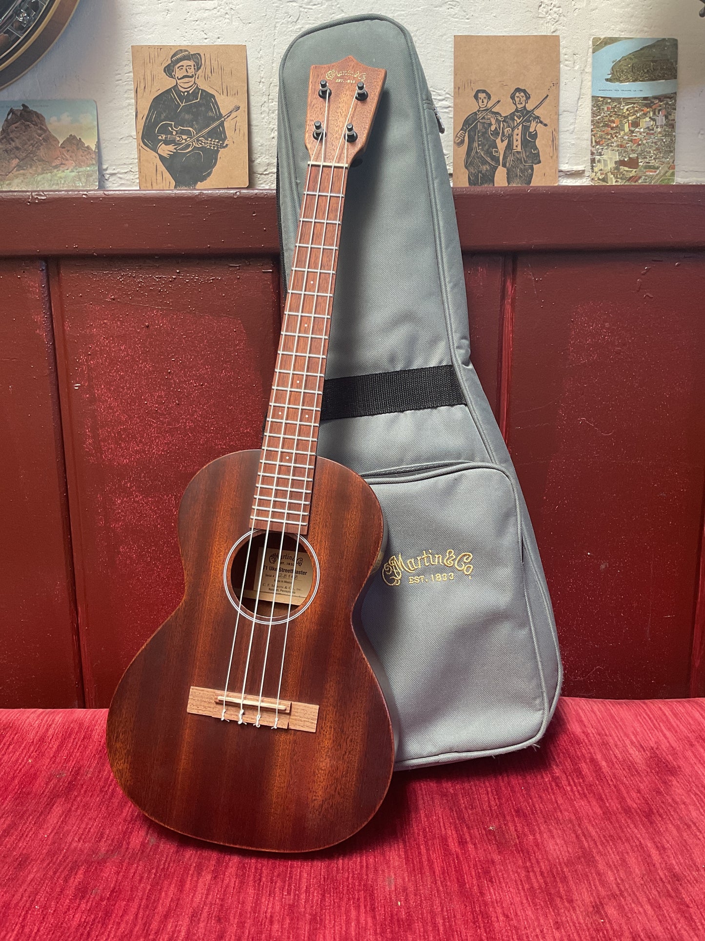 Martin T1 StreetMaster Tenor Ukulele with Bag