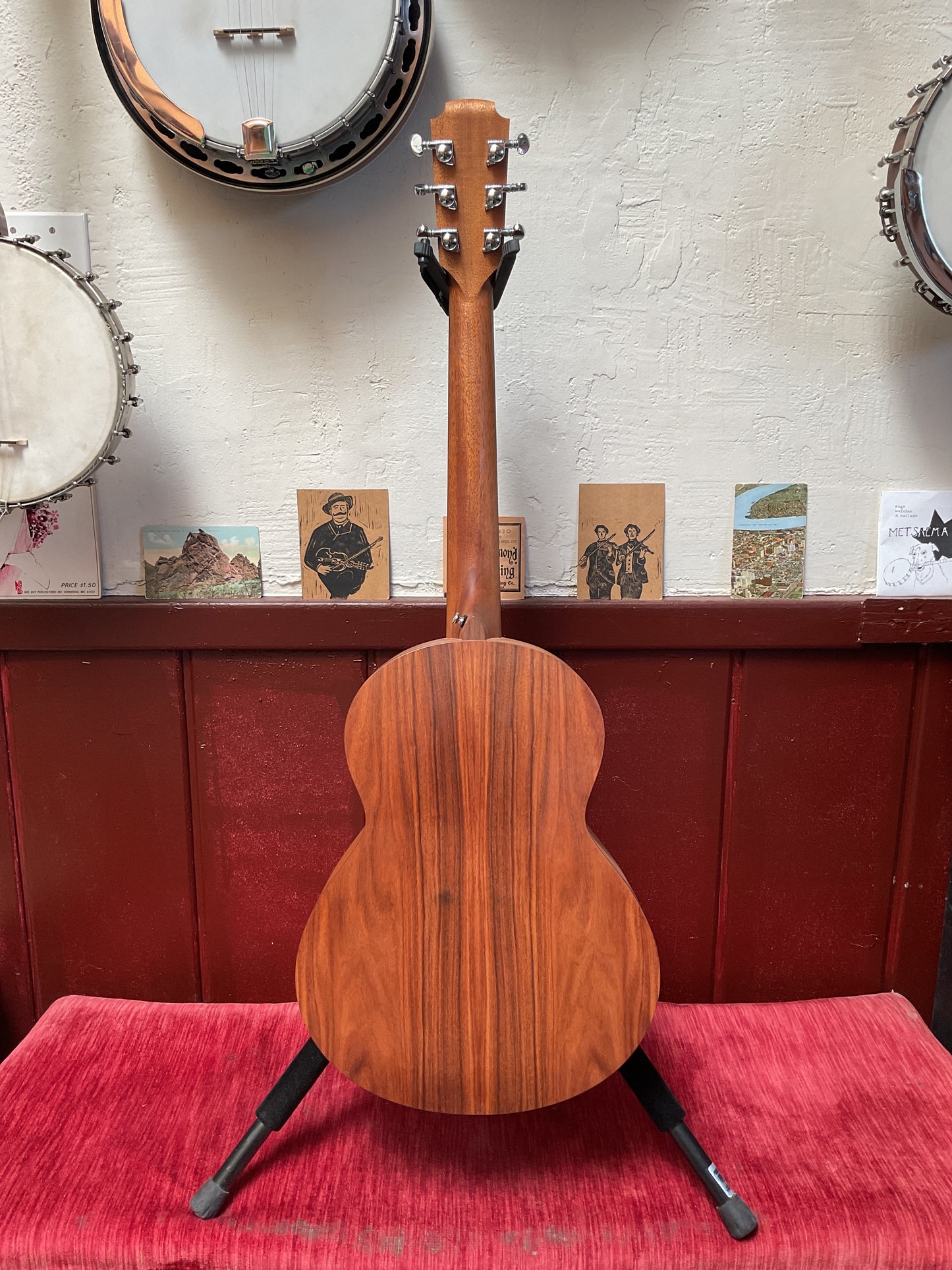 Sheeran by Lowden W03 Mini Parlor Acoustic-Electric Guitar