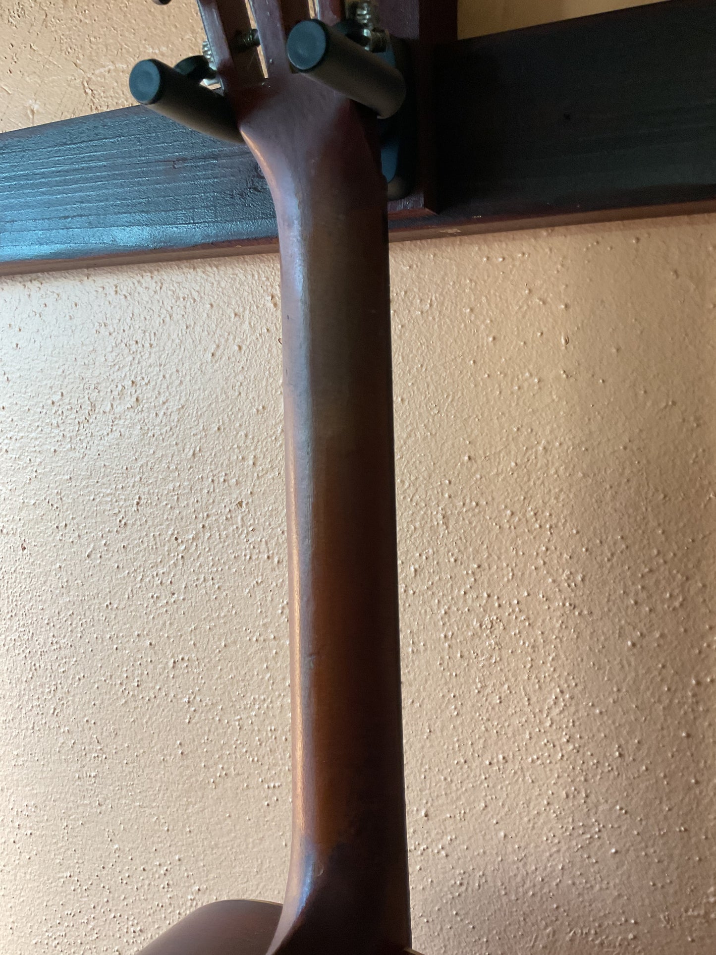 Early 1900s Parlor Guitar (No Label)