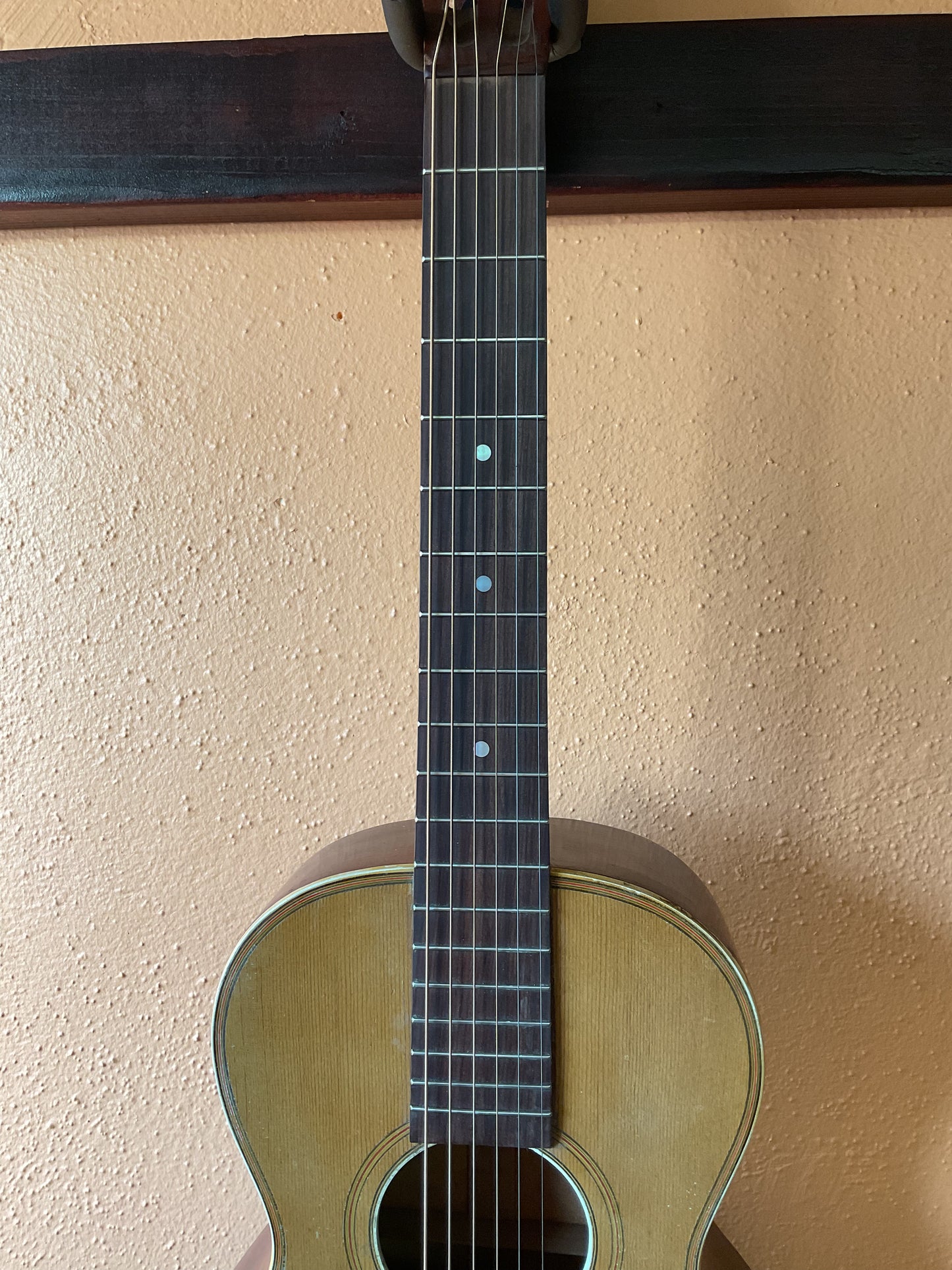 Early 1900s Parlor Guitar (No Label)