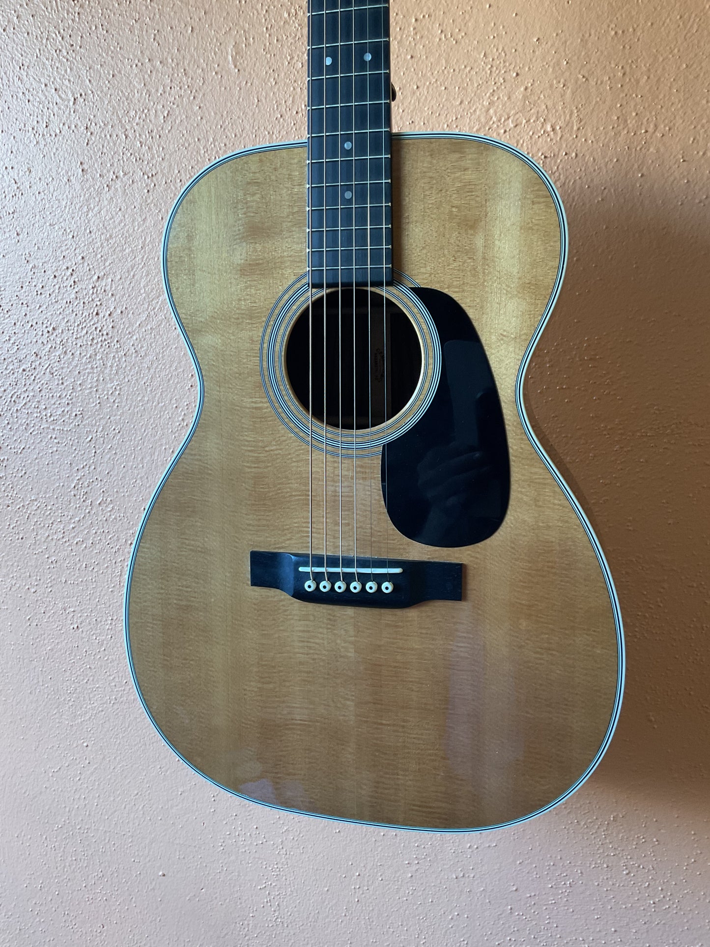 Martin 00-28 Acoustic Guitar (2017) with Case