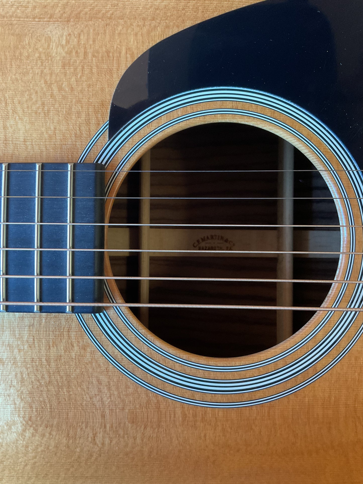 Martin 00-28 Acoustic Guitar (2017) with Case