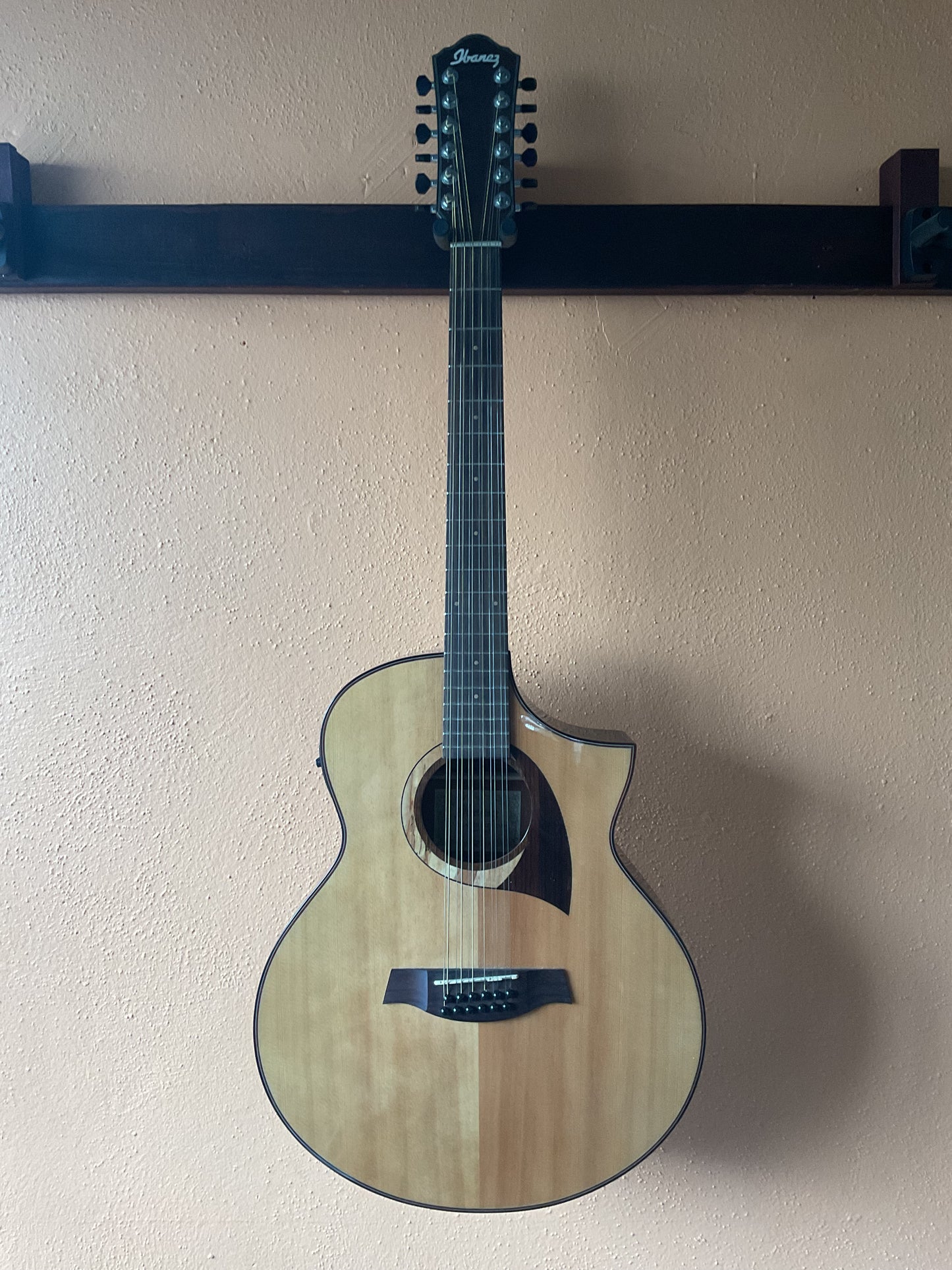 Ibanez AEW2212CD 12-String Acoustic Guitar with Case