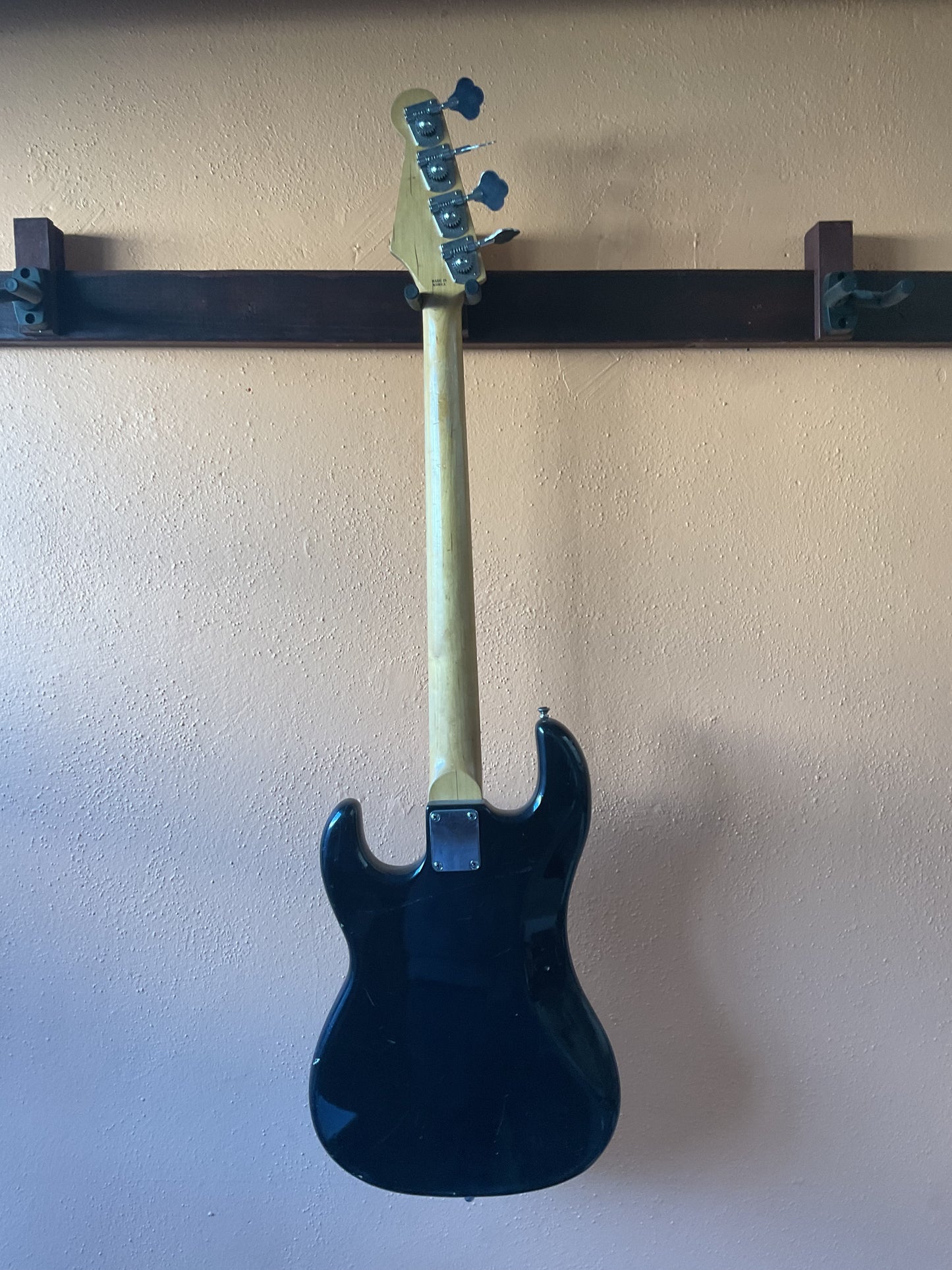 Applause Electric Bass Guitar