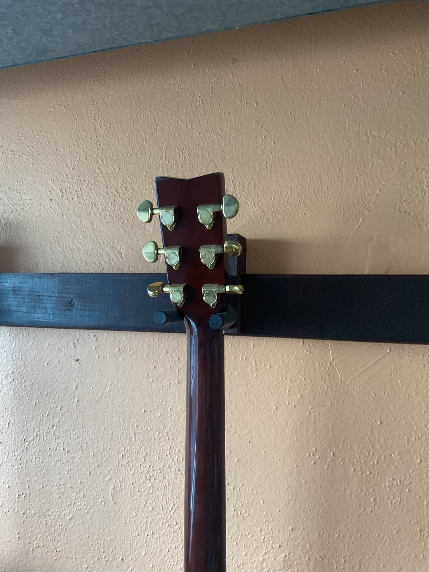 Yamaha F-335 Acoustic Guitar