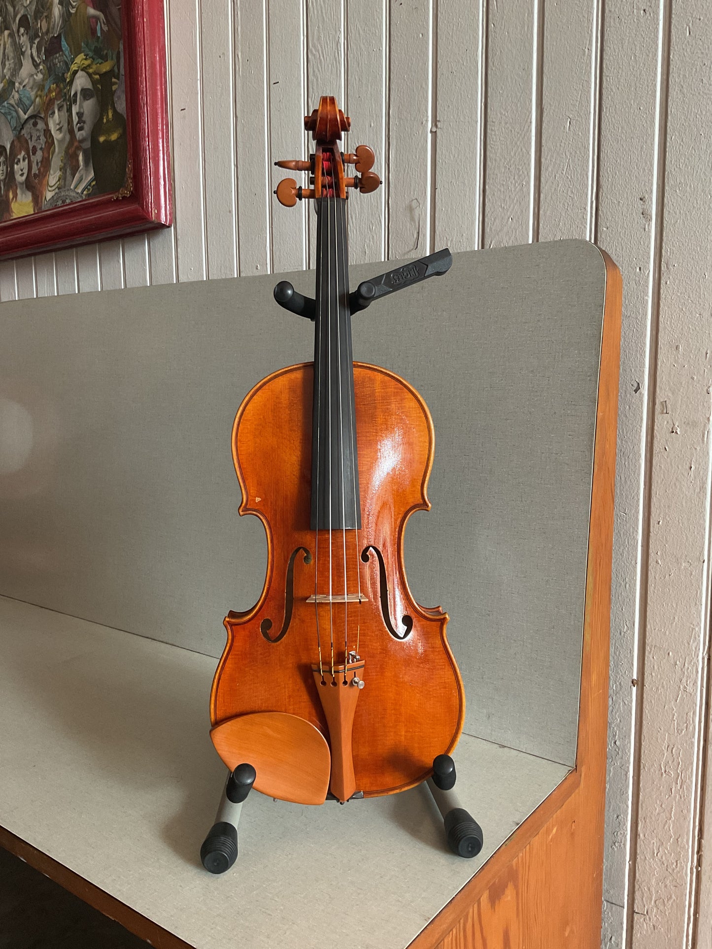 Scott Cao STV-1500 Violin with Case, 4/4 Size