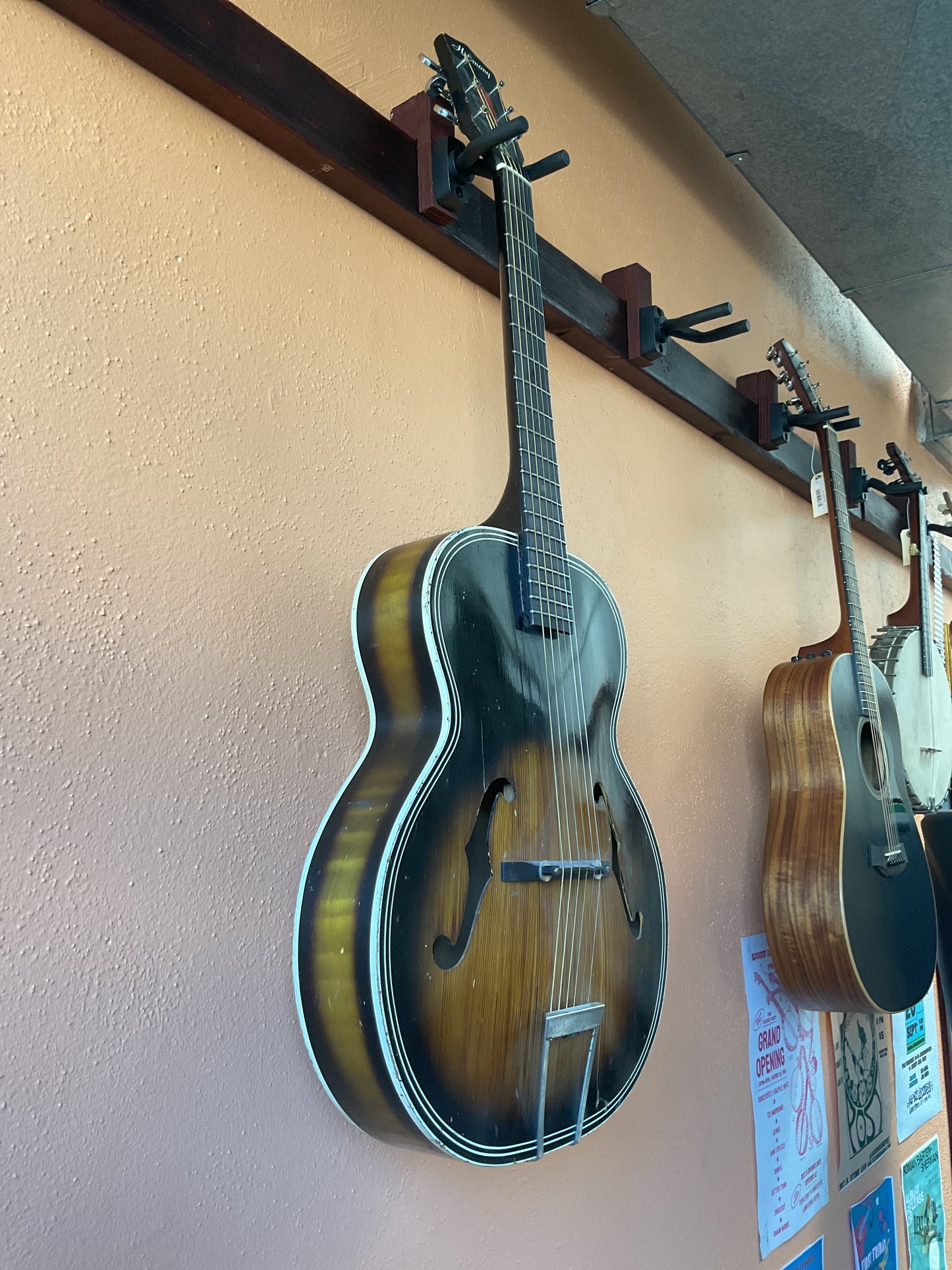 Vintage Harmony Archtop Guitar (1960s)