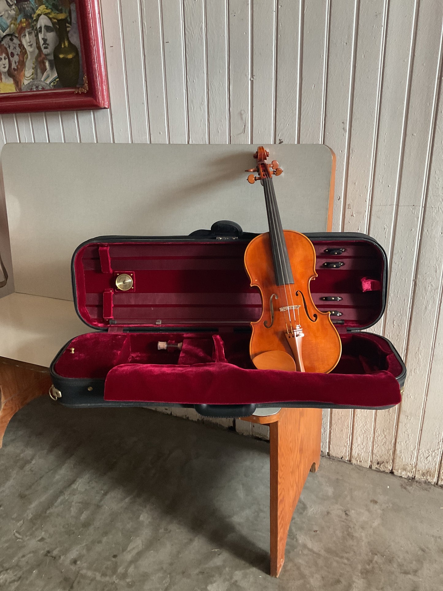 Scott Cao STV-1500 Violin with Case, 4/4 Size