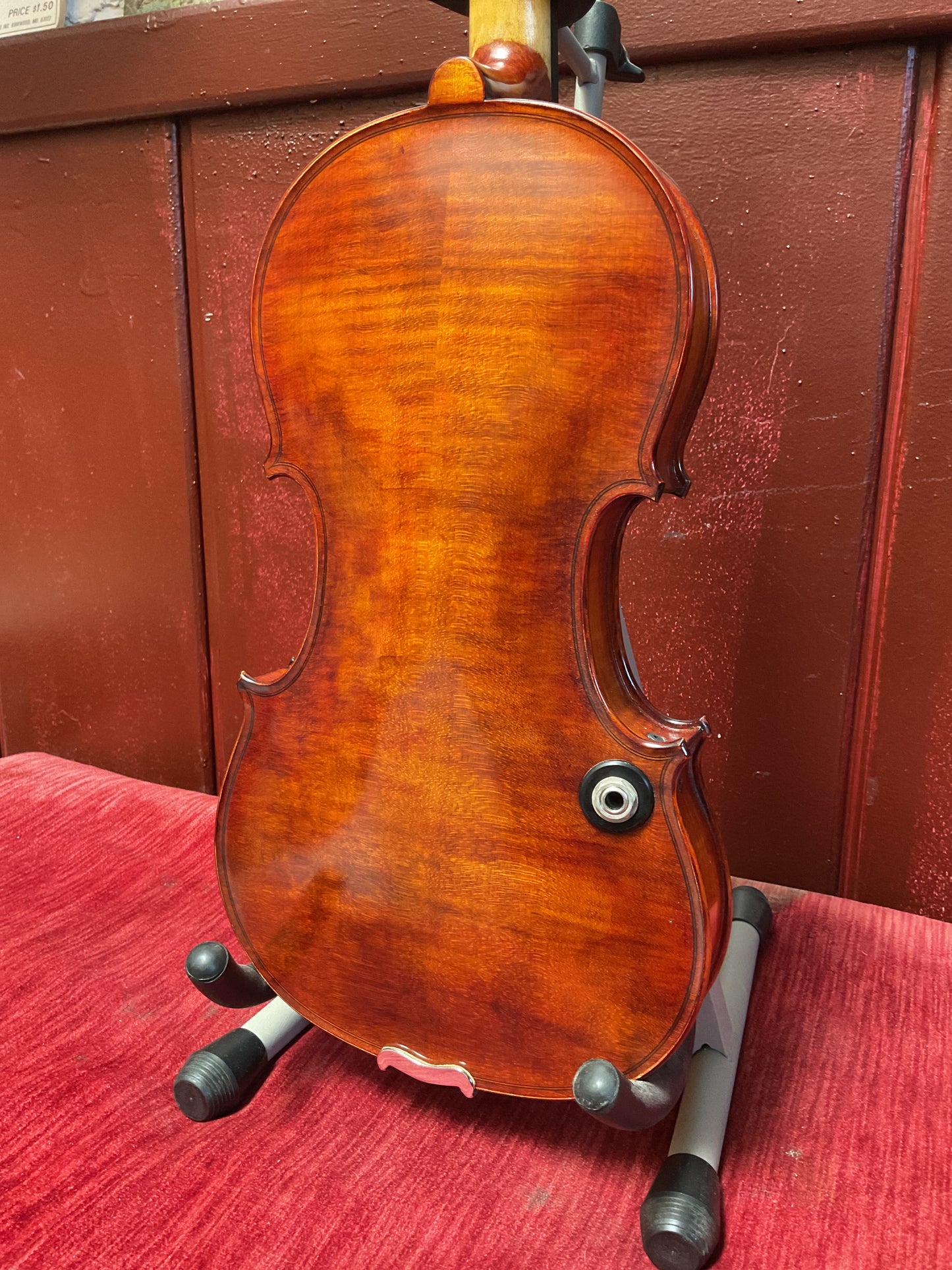 Realist R-V5Pe 5-String Electric Violin with Case