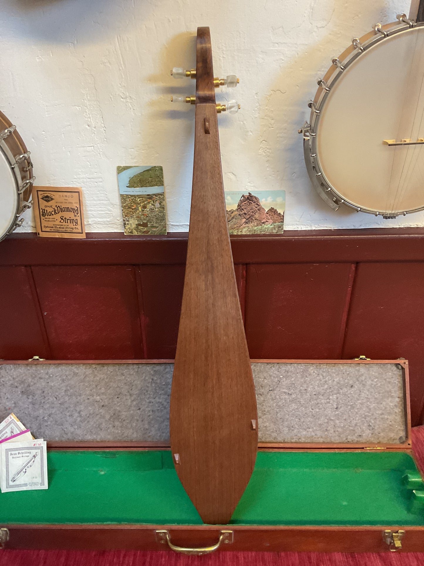 Sunhearth Lap Dulcimer (1981)