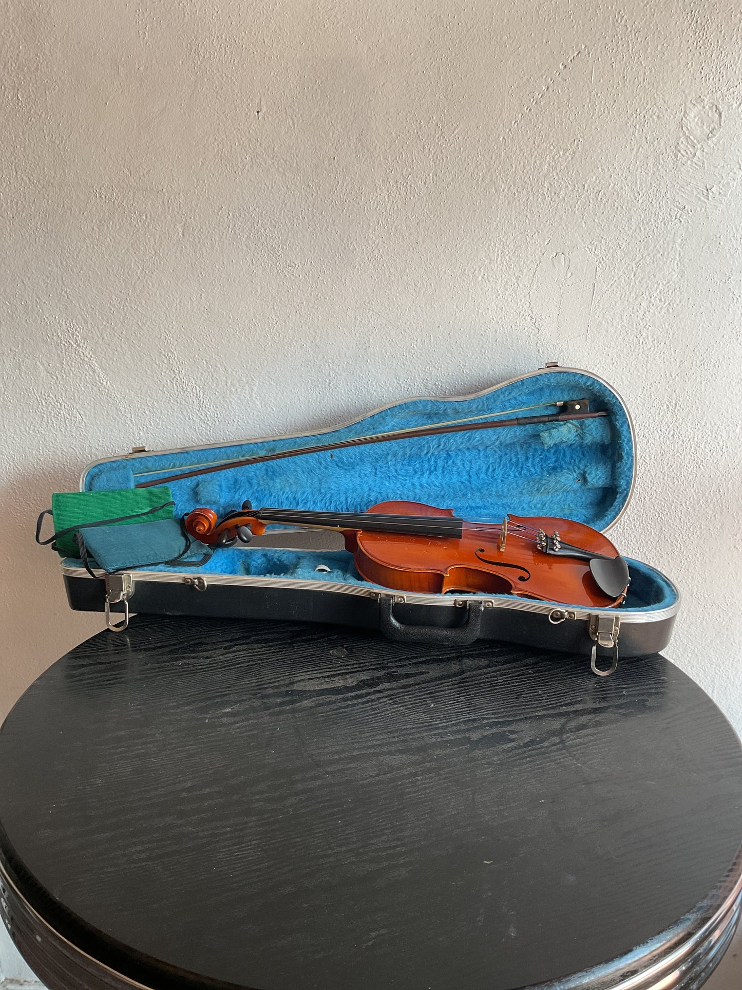 A. R. Seidel Violin Outfit (1992), 4/4 Size