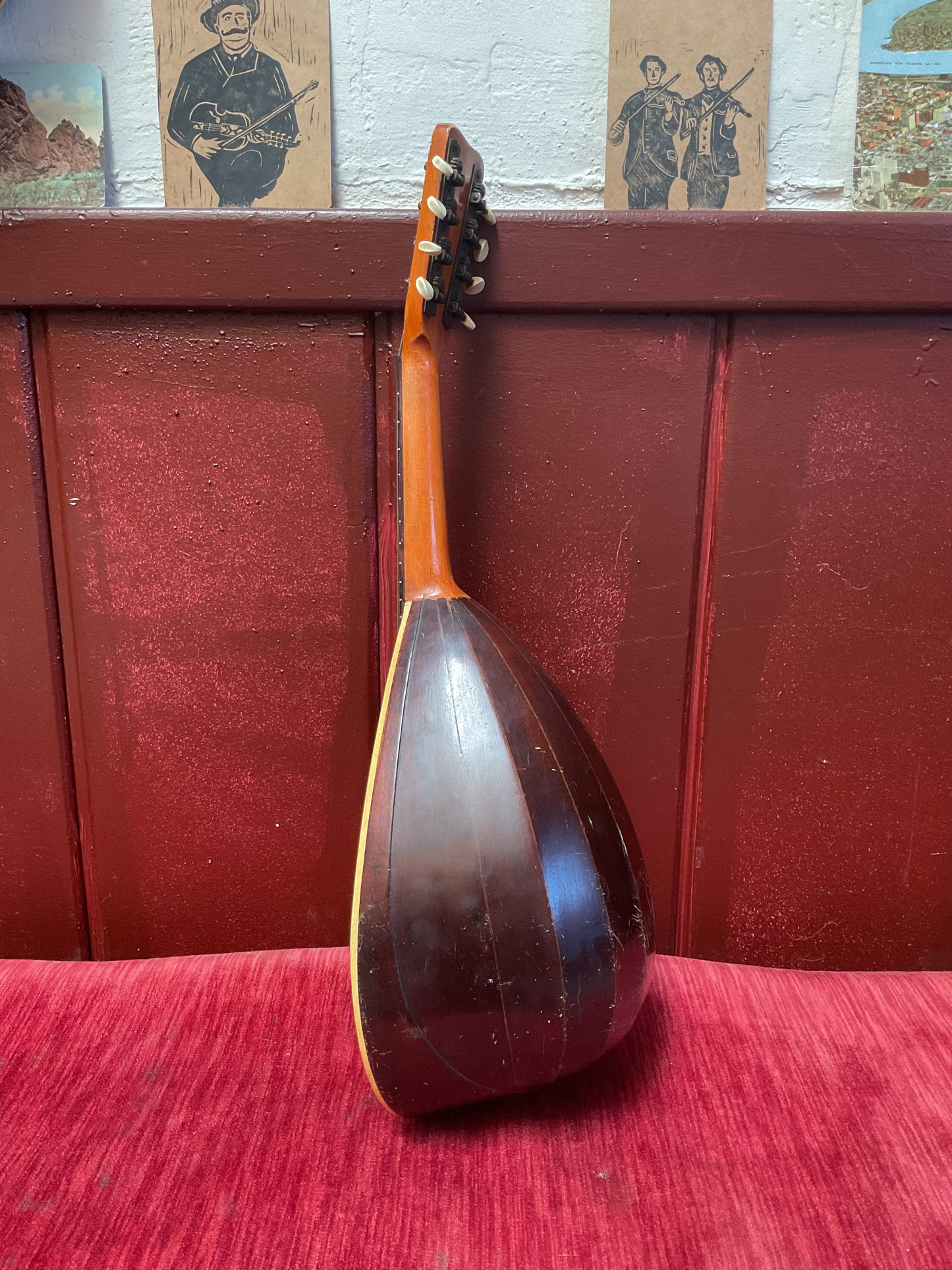 American Conservatory Bowl Back Mandolin (1910/20s)