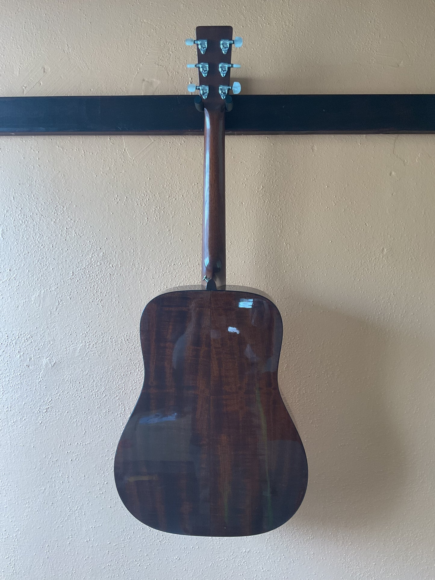 Martin D-16M Acoustic Guitar (1988)