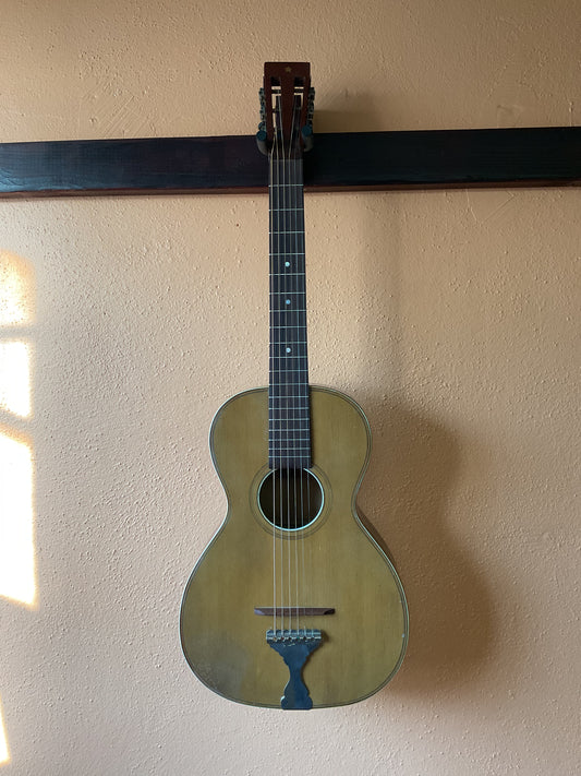 Early 1900s Parlor Guitar (No Label)