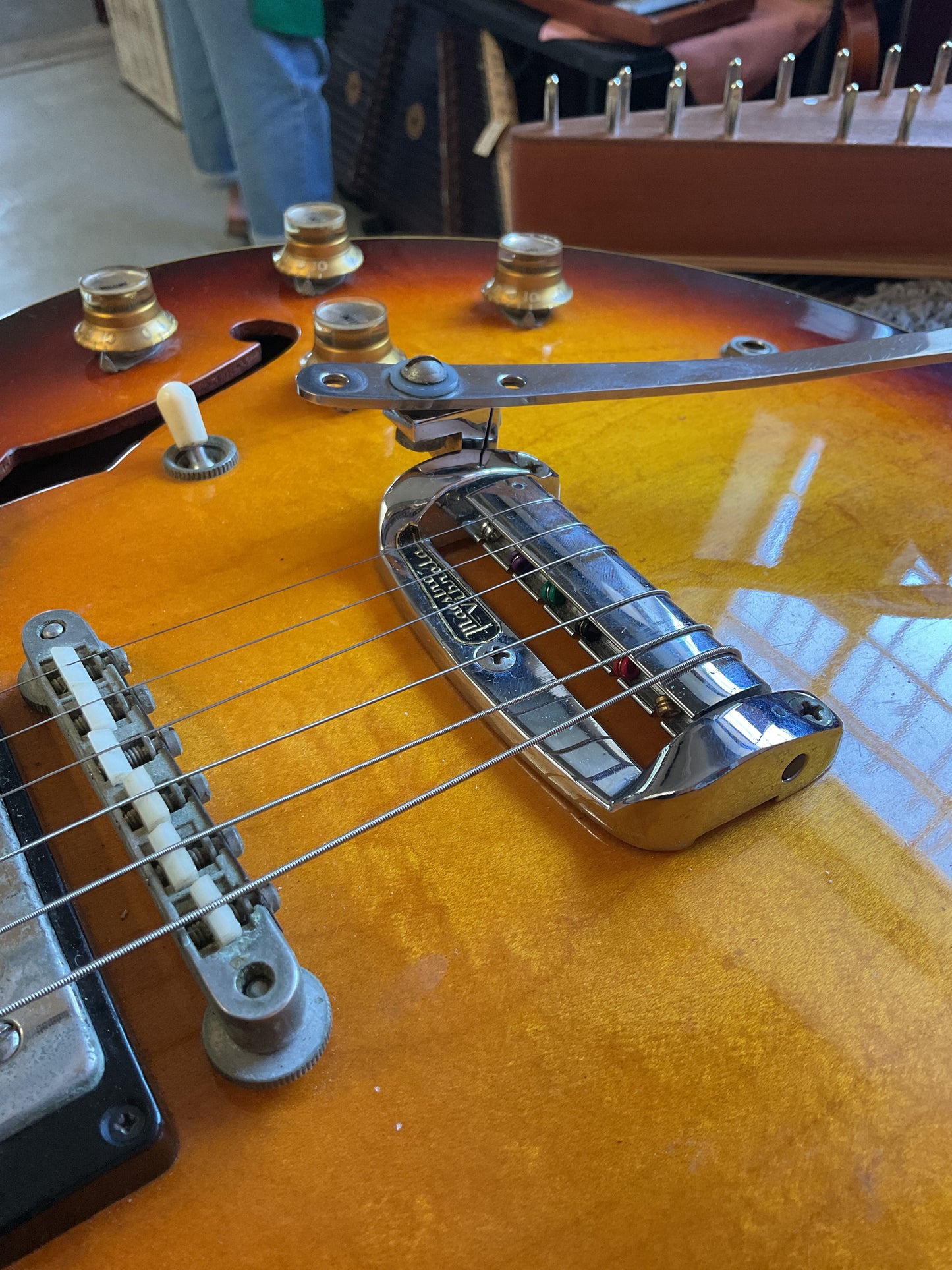 Gibson ES-335 TD (1965) with Case