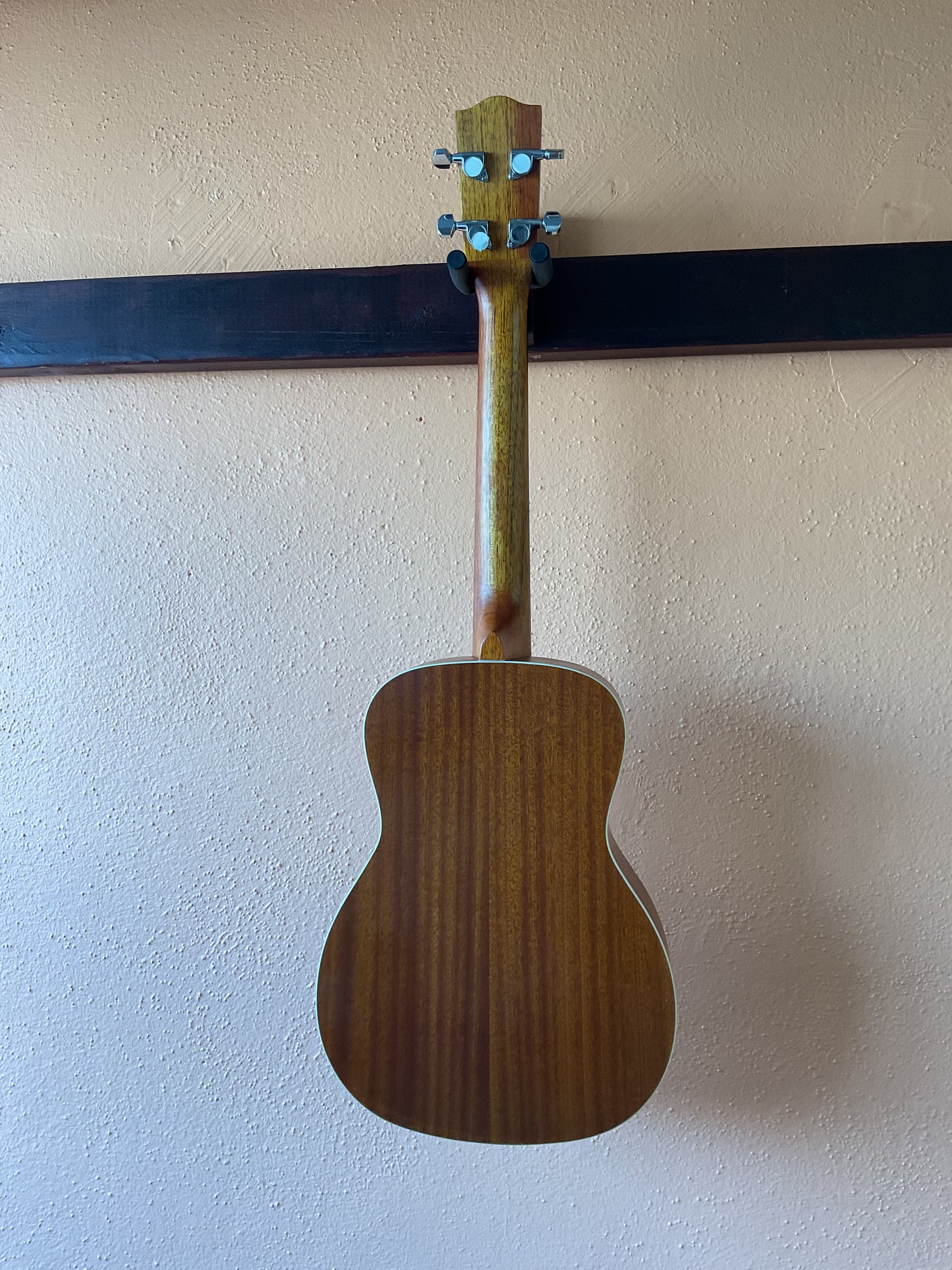 Ohana BK-20 Baritone Ukulele (Set Up As Octave Ukulele)