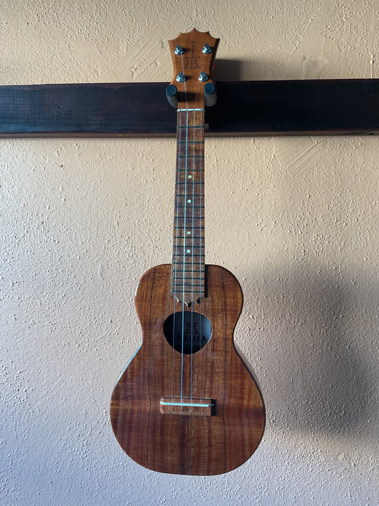 Koaloha Koa Concert Ukulele (2010) with Case