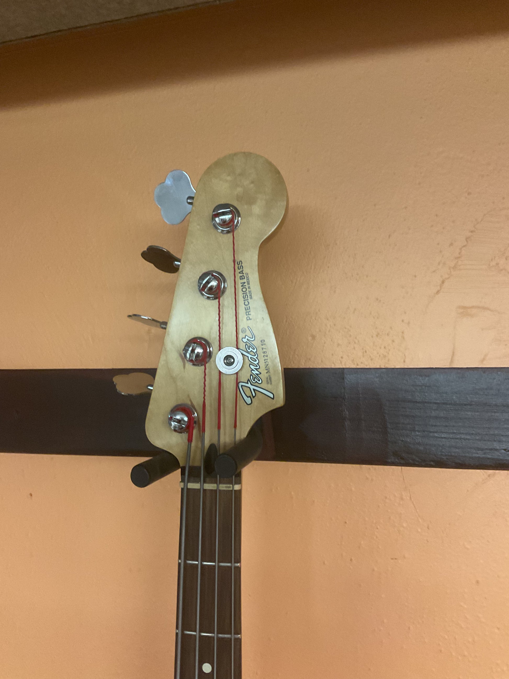 ベース Fender PRECISINO BASS Fender Precision Bass (1995 | Made In Mexico) – The Sound Post
