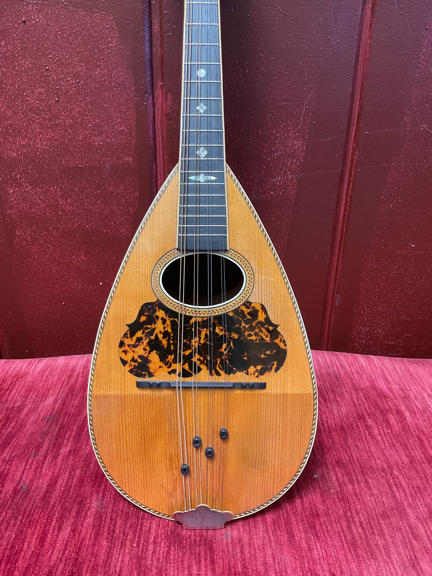 Washburn Bowl Back Mandolin (1910s) with Original Case