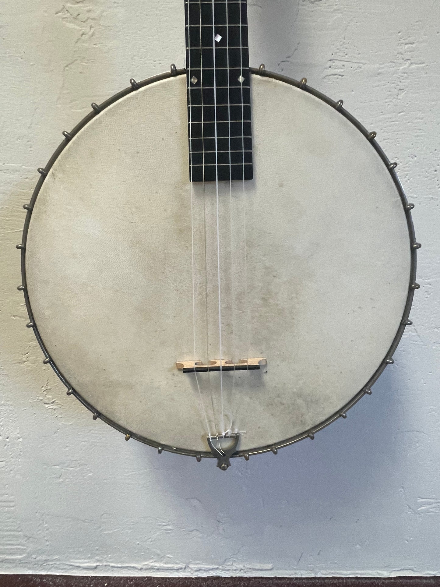 1890s S. S. Stewart Banjeaurine (Short Scale Banjo) with Bag