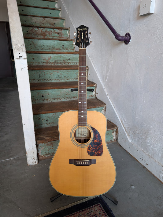 Epiphone DR-500 MNS Masterbuilt Acoustic Guitar (2010s) with Case