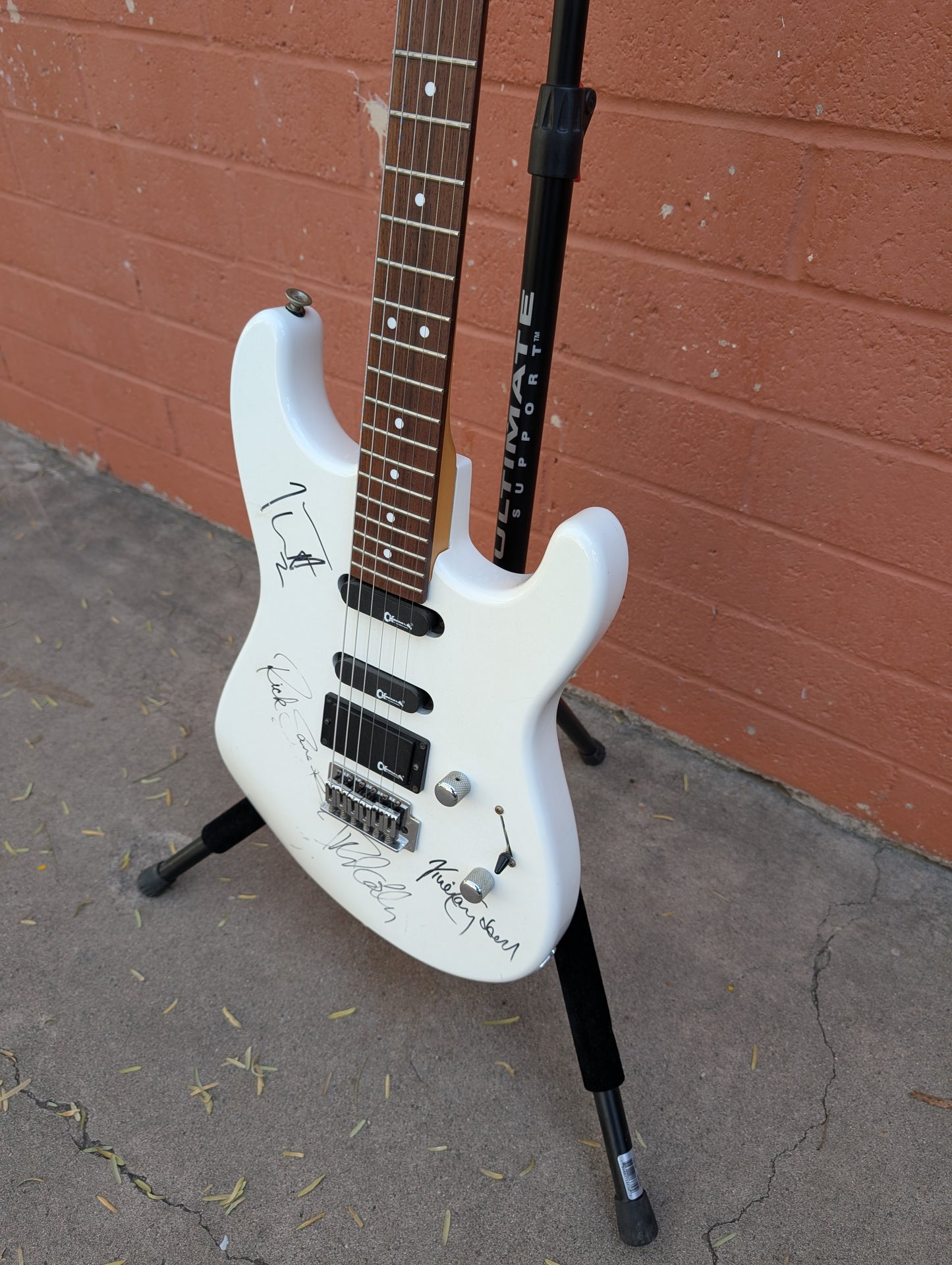 Def Leppard Signed Charvette by Charvel Model 200 (ca. 1990 | Made in Japan) Snow White Electric Guitar